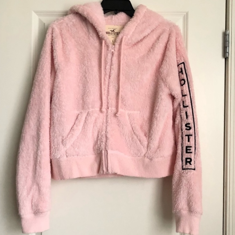 Like New! Hollister Sherpa-L
